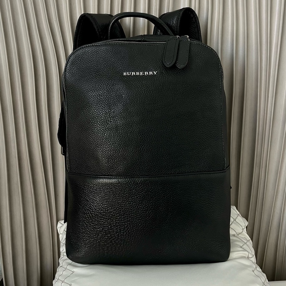 Burberry backpack s-m